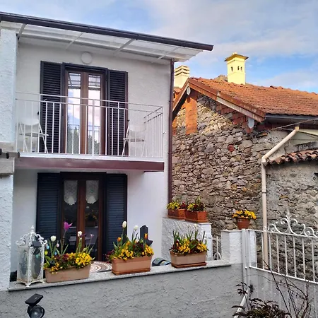 Casa Pettirosso Apartment Oggebbio